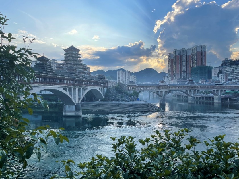 A glimpse of the center of Jinping County (錦屏縣), Guizhou, China, September 2021